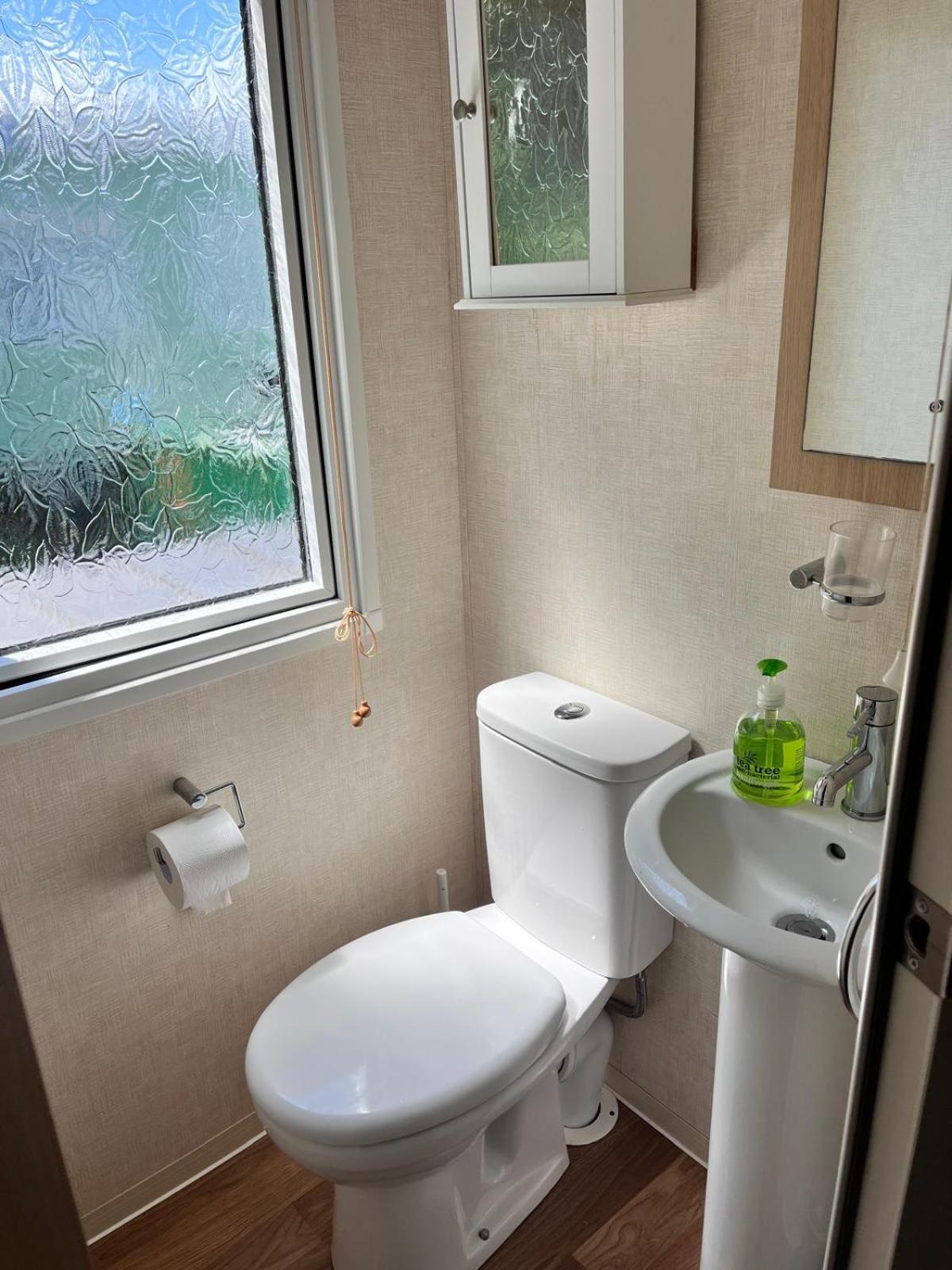 Van Number 123 Beautiful Caravan Sleeps 4 Aberystwyth Luaran gambar